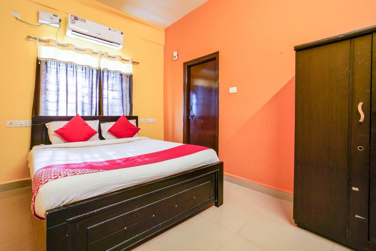 Hôtel Oyo 70286 Svr Grand à Haïdarabad Extérieur photo