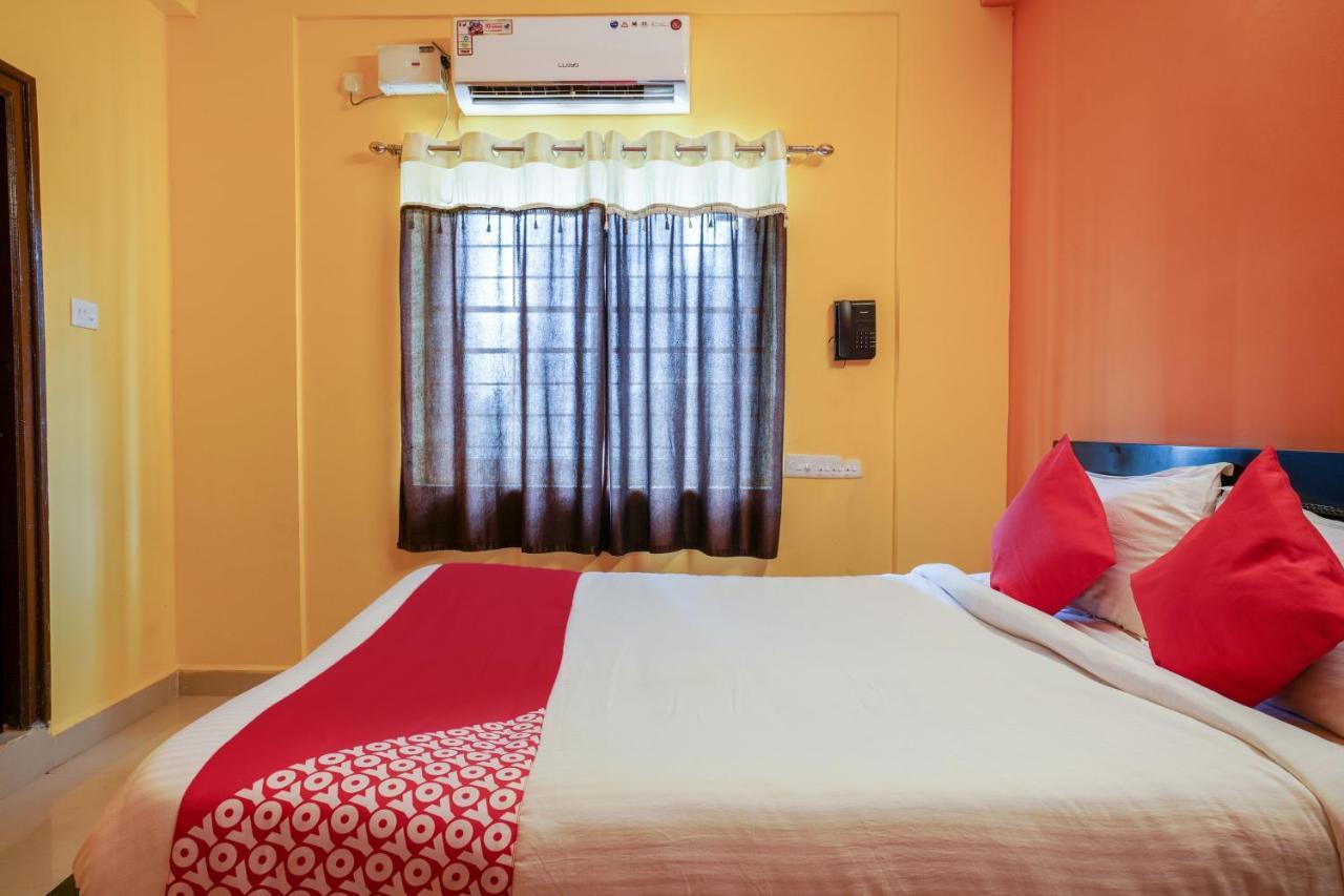Hôtel Oyo 70286 Svr Grand à Haïdarabad Extérieur photo